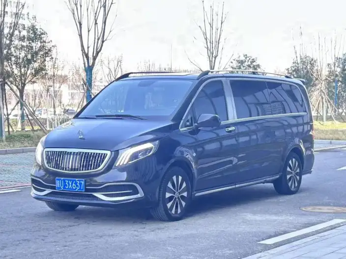 Viano 2021 Model 2.0T Elite Edition 7 seat – фото 1