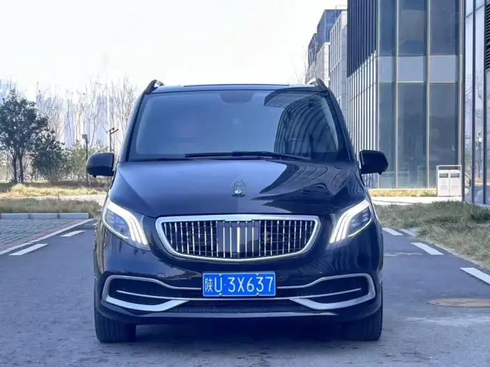 Viano 2021 Model 2.0T Elite Edition 7 seat – фото 2