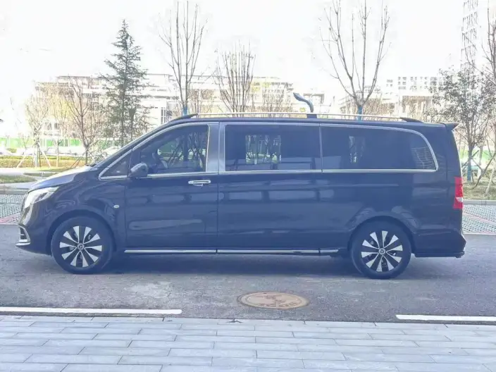 Viano 2021 Model 2.0T Elite Edition 7 seat – фото 4