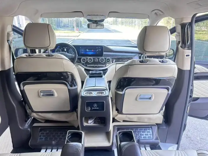 Viano 2021 Model 2.0T Elite Edition 7 seat – фото 9