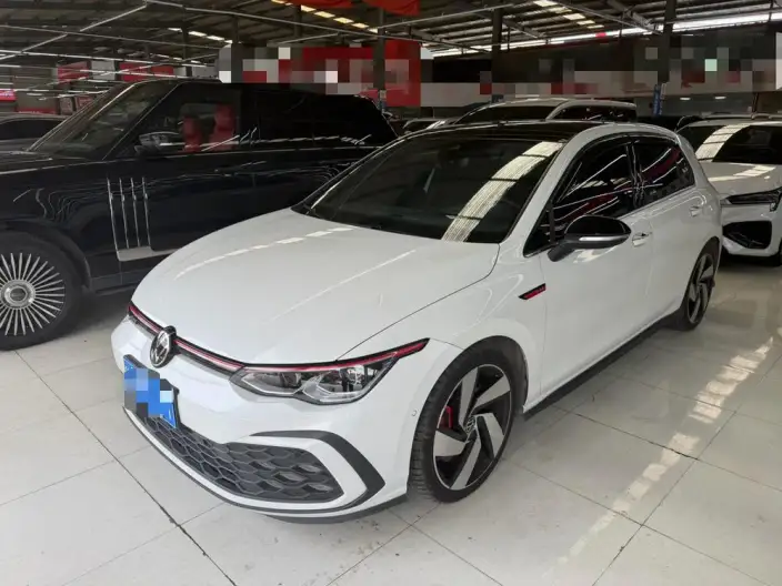Volkswagen Golf GTI 2021 Model 380TSI DSG GTI – фото 1