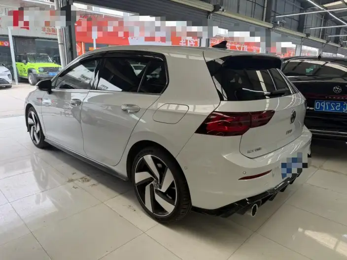 Volkswagen Golf GTI 2021 Model 380TSI DSG GTI – фото 4