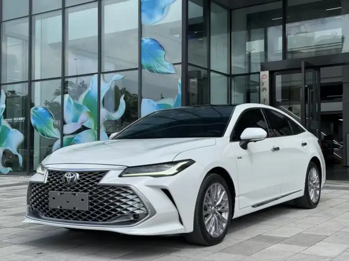 Toyota Avalon 2024 Model Intelligent Hybrid 2.5L E-CVT XLE Premium Edition – фото 1