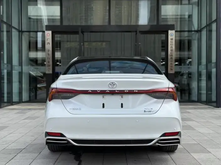 Toyota Avalon 2024 Model Intelligent Hybrid 2.5L E-CVT XLE Premium Edition – фото 6