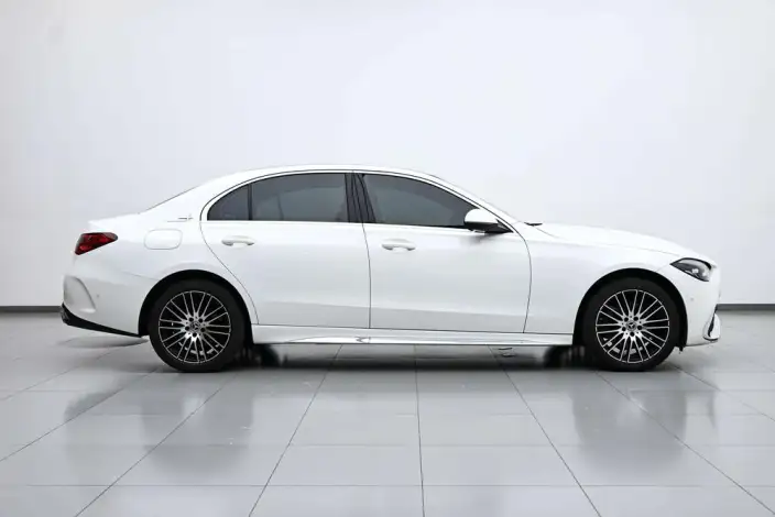 Mercedes-Benz C-Class 2025 Model C 260 L Sports Edition – фото 7