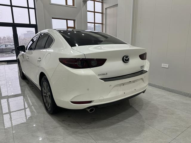 Mazda3 Axela 2022 2.0L Automatic Zhi Qing – фото 4