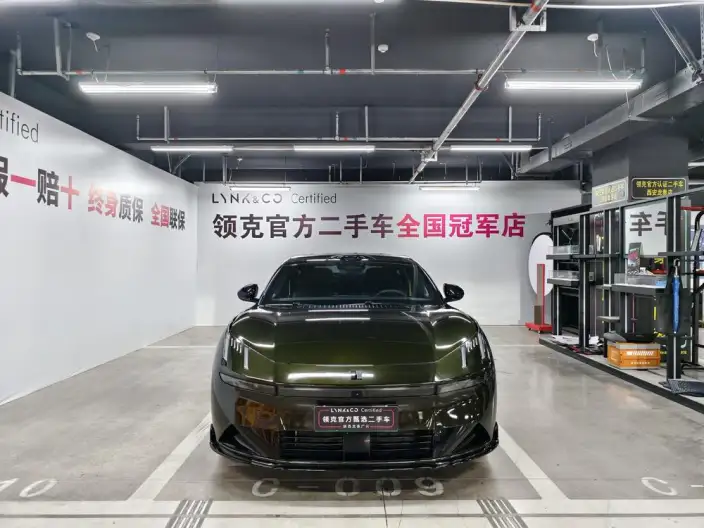 Lynk & Co 10 EM-P 2025 Model 240 4WD Ultra Sports Edition