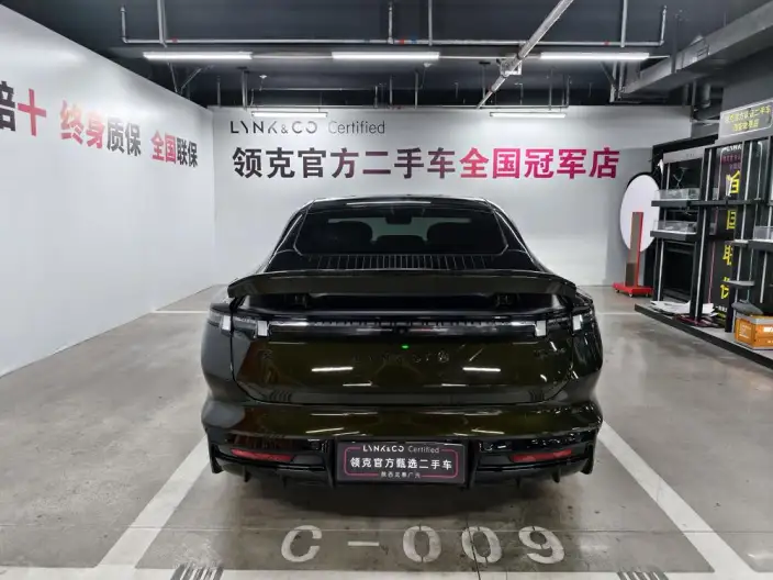 Lynk & Co 10 EM-P 2025 Model 240 4WD Ultra Sports Edition – фото 6