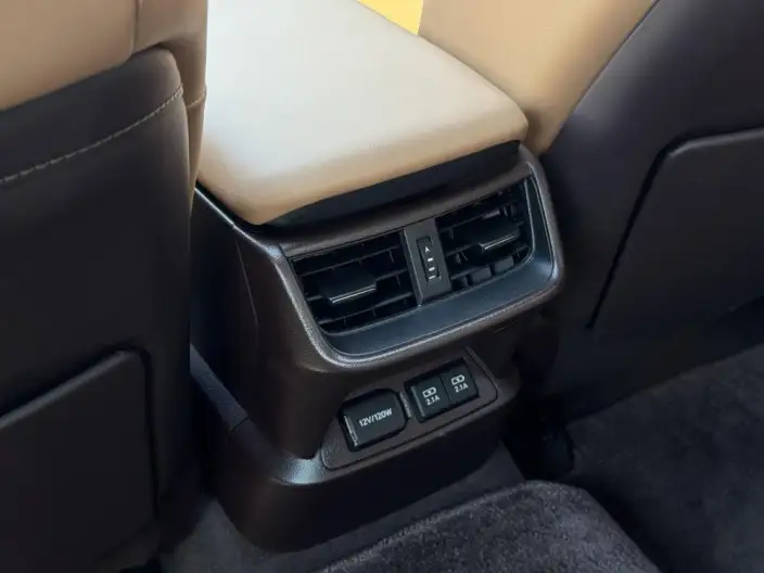 Lexus ES 2020 Model 300h Exclusive Edition China V – фото 7
