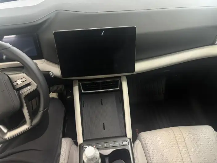 Yuan UP 2025 Model Smart Driving Edition 401KM Vitality Edition – фото 8