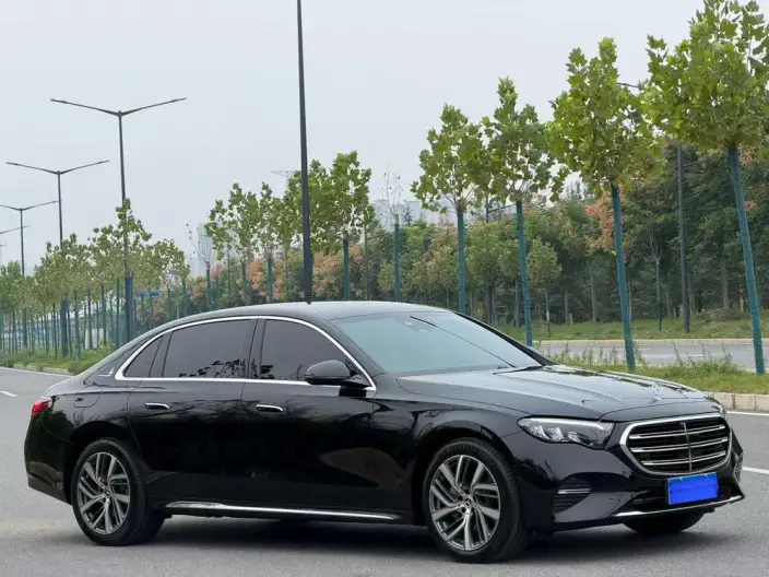 Mercedes-Benz E-Class 2026 Model E 300 L Fashion Model sedan – фото 3