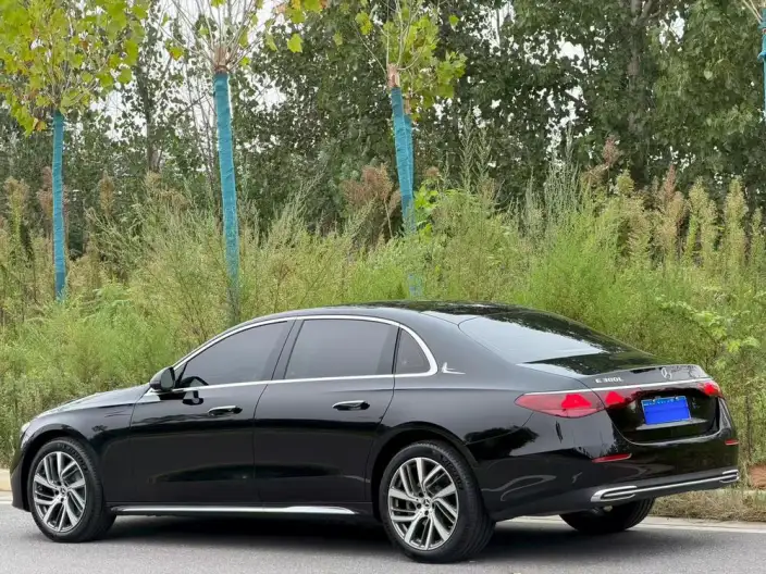 Mercedes-Benz E-Class 2026 Model E 300 L Fashion Model sedan – фото 5