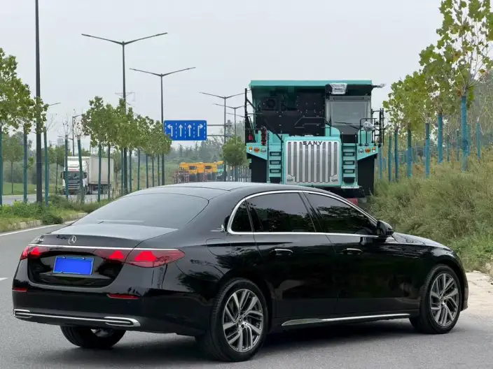 Mercedes-Benz E-Class 2026 Model E 300 L Fashion Model sedan – фото 7