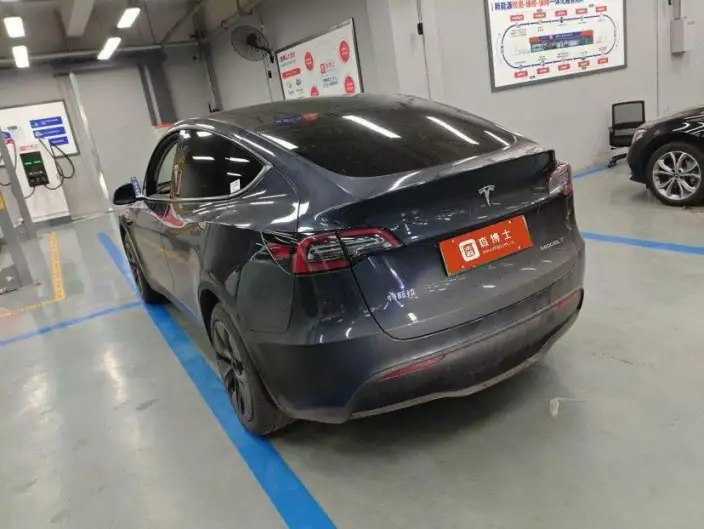Model Y 2024 Model Rear-wheel drive version – фото 3