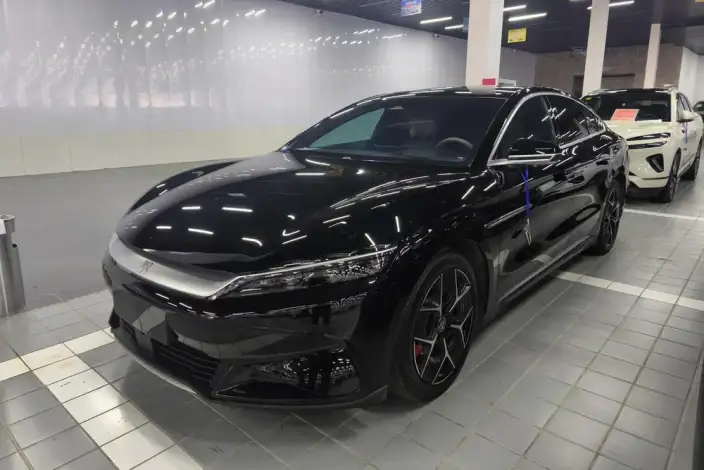 BYD Han EV 2024 Model Honor Edition 715KM Flagship Model – фото 1