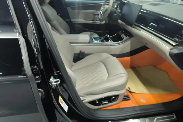 BYD Han EV 2024 Model Honor Edition 715KM Flagship Model – фото 7