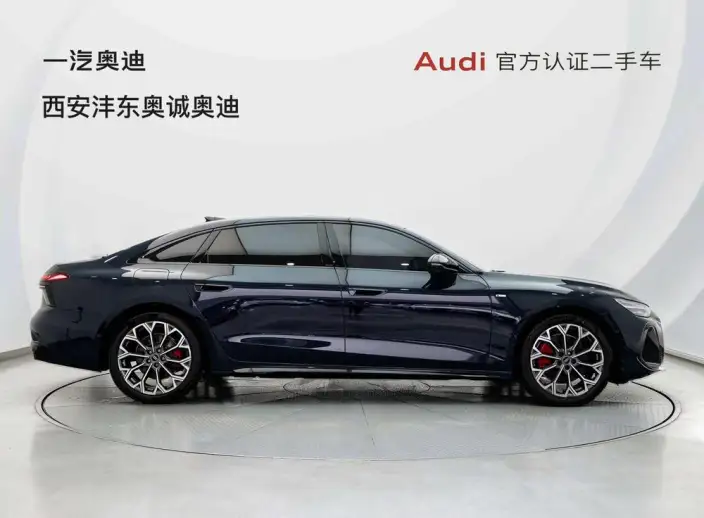 Audi A6L 2026 Model 2.0T quattro Exclusive Model – фото 5