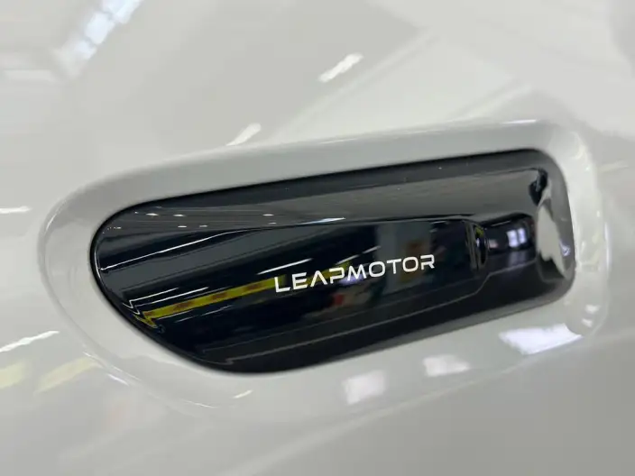 Leapmotor B01 2025 Model 550 Yuexiang Edition – фото 9