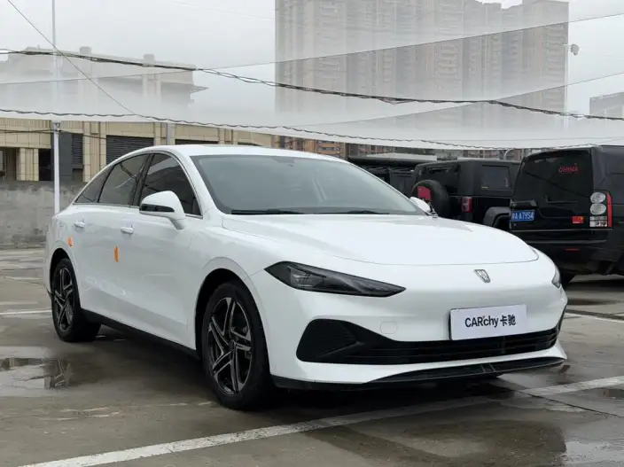 Roewe D7 DMH 2023 Model 125 Beyond Edition – фото 3
