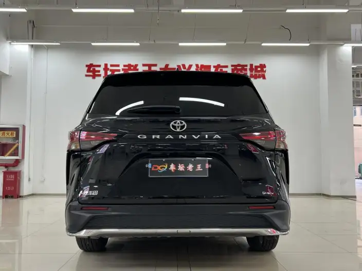 Granvia 2024 Model Intelligent Hybrid 2.5L 2WD Comfort Edition – фото 5