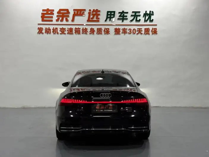 Audi A7 L 2024 Model 45 TFSI quattro Luxury Model – фото 5