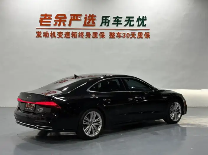 Audi A7 L 2024 Model 45 TFSI quattro Luxury Model – фото 6