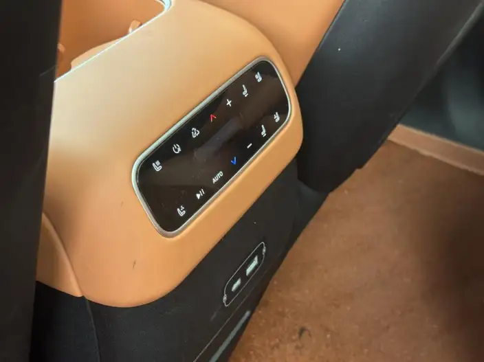 Leapmotor C16 2026 Model EV Edition 630 LiDAR Edition 6 seat – фото 8