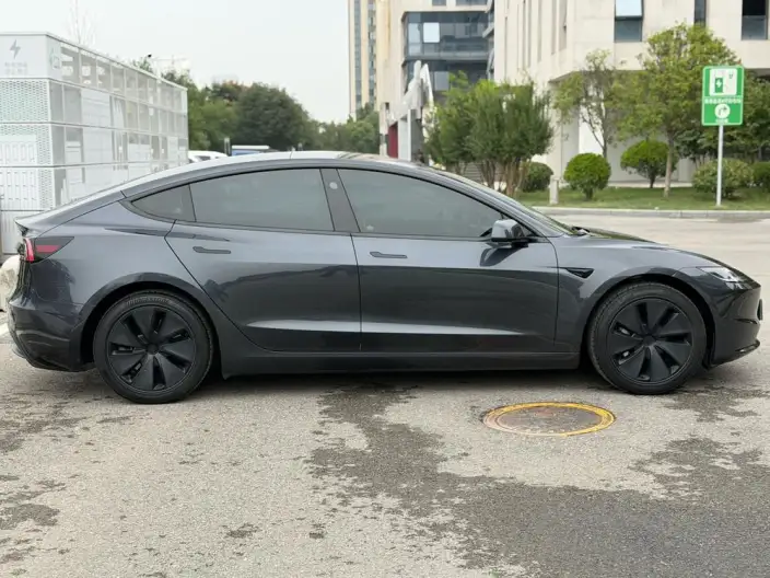 Model 3 2025 Model Rear-wheel drive version – фото 8