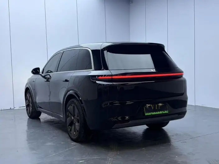 Li Auto L8 2024 Model Pro Edition