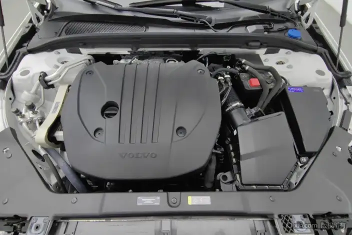 Volvo S60 2025 Model B5 Smart Elegance Sports Edition – фото 5