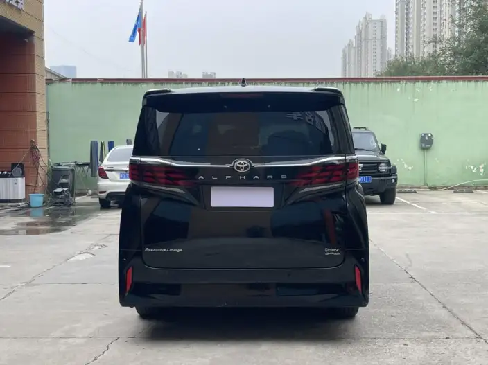 Elfa 2023 Model 2.5L Intelligent Hybrid 4WD Premium – фото 5