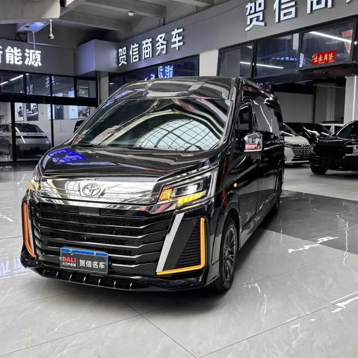 Hiace 2024 Model 3.5L Automatic Rear Drive 7 seat Parallel Imported – фото 1