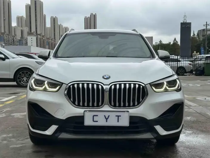 BMW X1 2020 Model sDrive20Li Fashion Model – фото 2