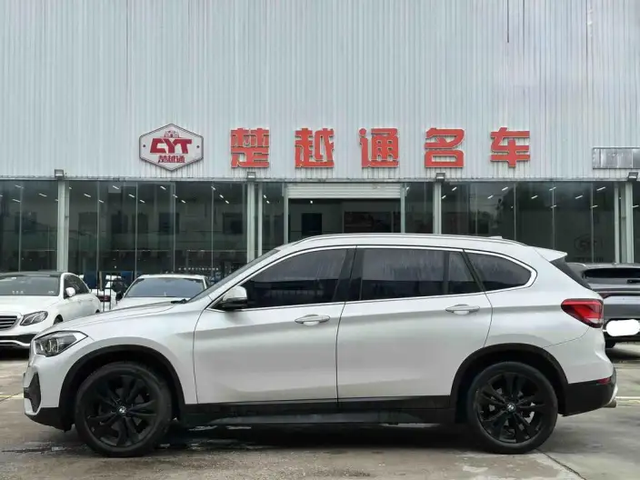 BMW X1 2020 Model sDrive20Li Fashion Model – фото 3