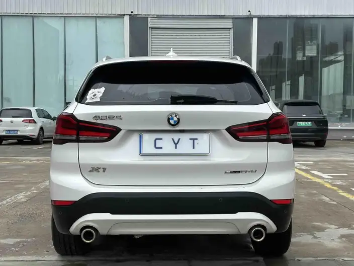 BMW X1 2020 Model sDrive20Li Fashion Model – фото 4