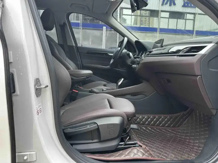 BMW X1 2020 Model sDrive20Li Fashion Model – фото 9