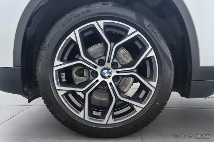 BMW X1 2022 Model sDrive20Li Exclusive Model – фото 9