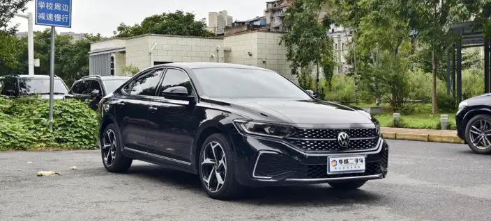 Volkswagen Passat 2024 Model 380TSI Starry sky Elite Edition – фото 3