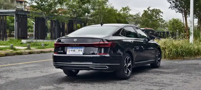 Volkswagen Passat 2024 Model 380TSI Starry sky Elite Edition – фото 6