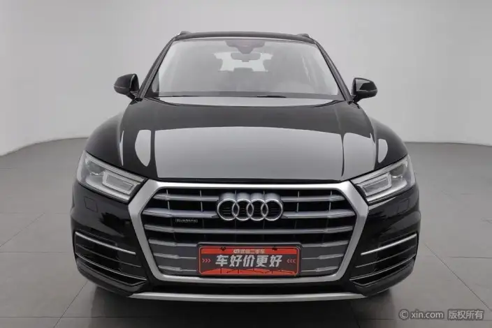 Audi Q5L 2020 Model Facelift 40 TFSI Rong Xiang Enterprising Model – фото 2