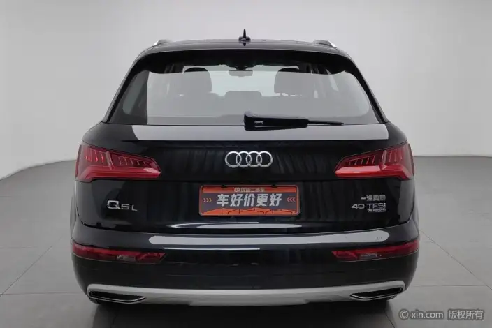 Audi Q5L 2020 Model Facelift 40 TFSI Rong Xiang Enterprising Model – фото 3