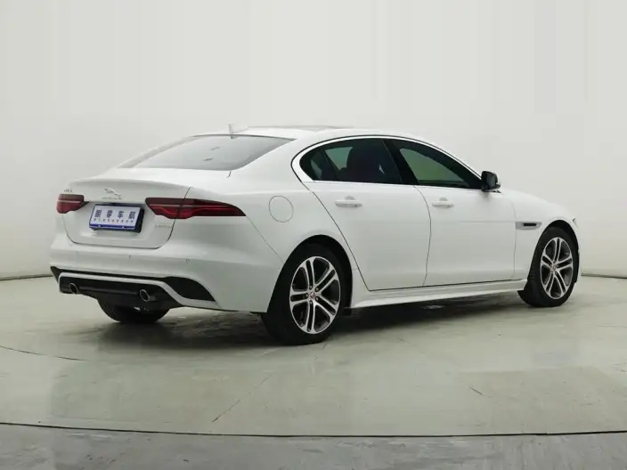 Jaguar XE L 2023 Model 2.0T 250PS R-DYNAMIC S Enterprising Sports Edition – фото 7