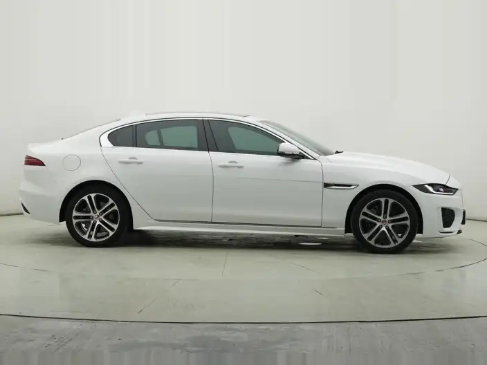 Jaguar XE L 2023 Model 2.0T 250PS R-DYNAMIC S Enterprising Sports Edition – фото 8