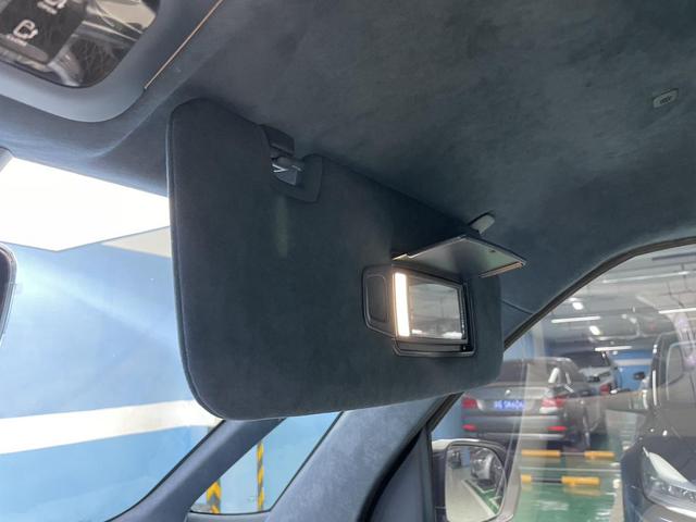 ZEEKR 009 Раздел 2023 комплектация WE Edition – фото 14