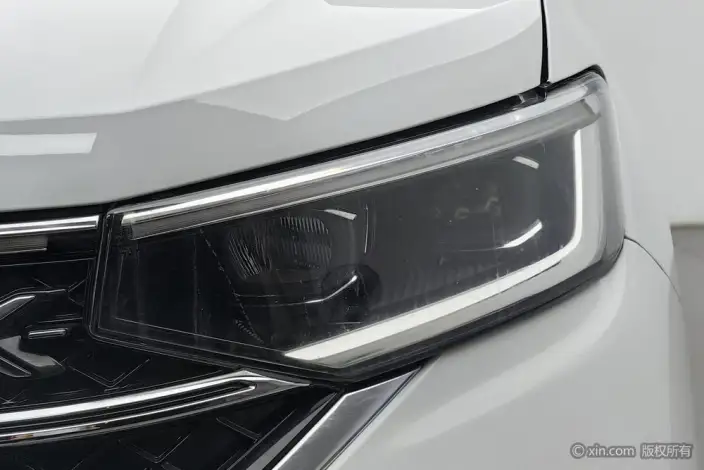 Tayron X 2023 Model 330TSI 2WD Noble High Power Edition – фото 6