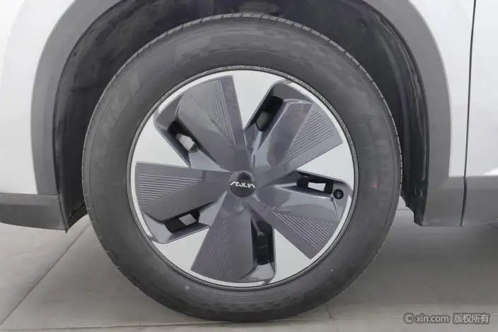 DFM L7 PHEV 2024 Model 205 Plus – фото 7