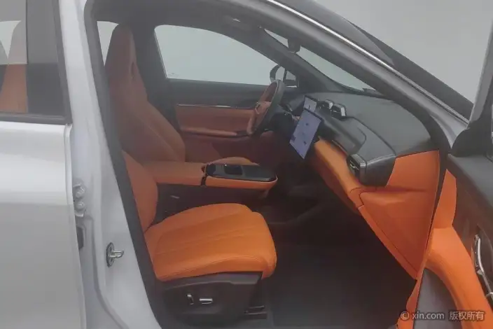 DFM L7 PHEV 2024 Model 205 Plus – фото 8