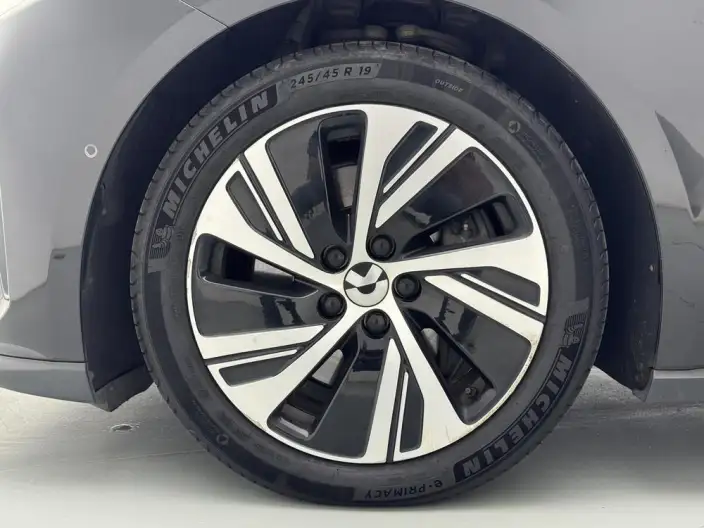 NIO ET5 2024 Model 75kWh – фото 9