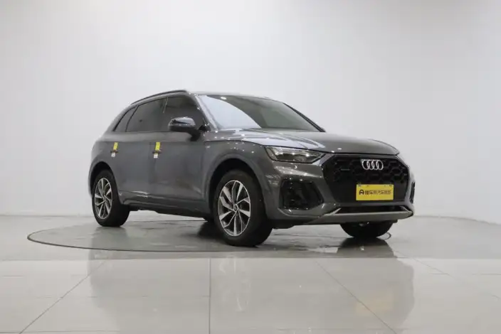 Audi Q5L 2024 Model 40TFSI Luxury Dynamic Model – фото 3