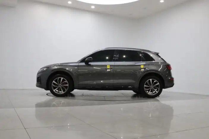 Audi Q5L 2024 Model 40TFSI Luxury Dynamic Model – фото 4